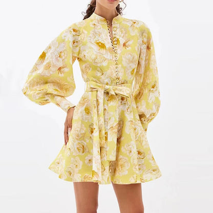 Robe  à volants avec ceinture