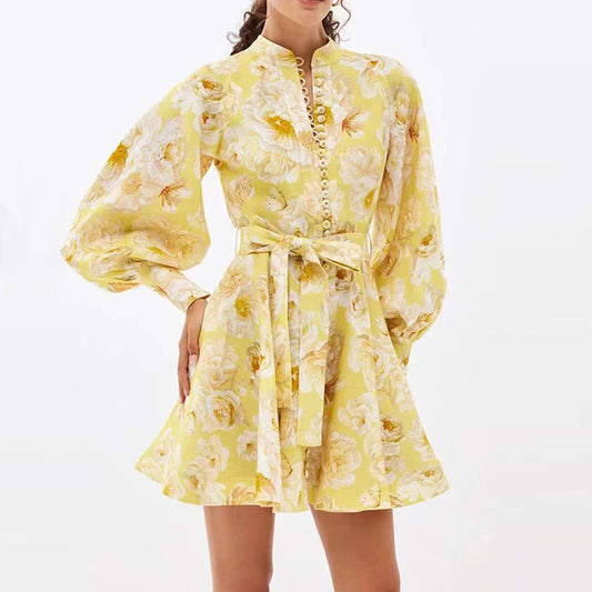 Robe  à volants avec ceinture